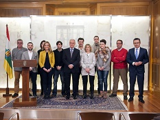 Altos cargos del Gobierno de La Rioja y representantes de empresas solidarias