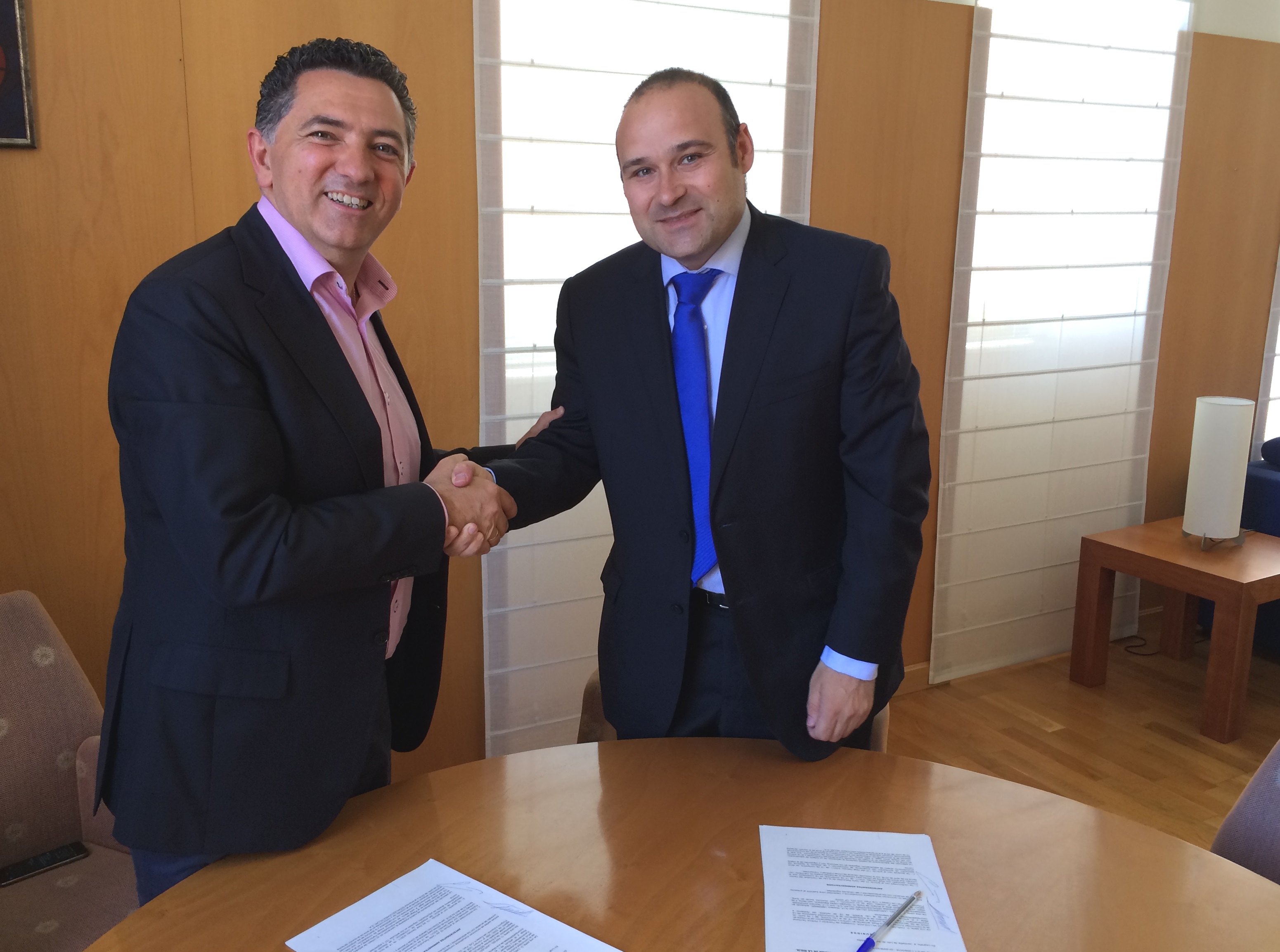 Contrato señales de tráfico