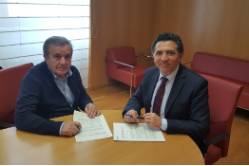 Firma contrato reductores velocidad