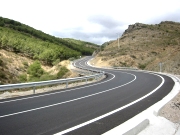 Curva de la carretera LR-123 Grávalos a Rincón de Olivedo