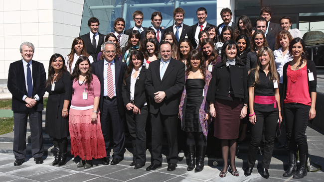 El Presidente despide a los jóvenes participantes de la Décima Edición del Programa Volver a las Raíces