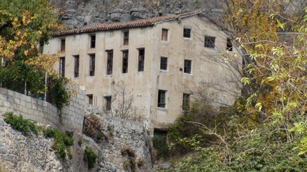 Fachada de fábrica de paños