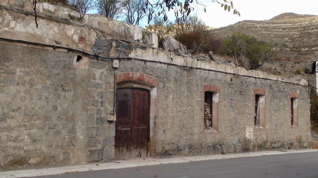 Fachada de fábrica de paños