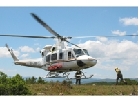 helicóptero en la campaña de incendios