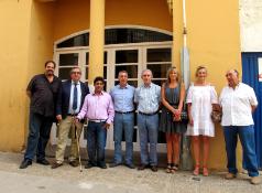 l alcalde, Luis Martínez-Portillo; el director de Cáritas, Luis Lleyda, y el presidente de la Asociación de Promoción Gitana, Enrique Jiménez....