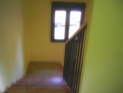 escalera salon municipal inestrillas